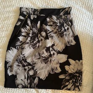 H&M floral print pencil skirt